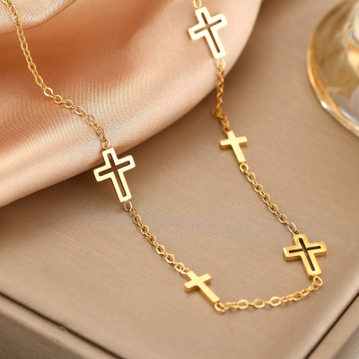 RS2605081 Cross Necklace